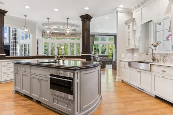 $8,900,000 | 28-w660 Perkins Court, Naperville, IL 60564