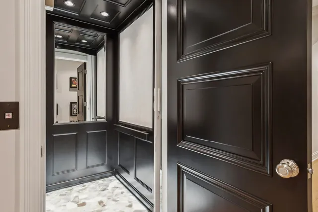 $8,900,000 | 28-w660 Perkins Court, Naperville, IL 60564