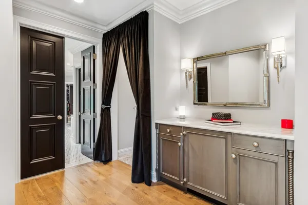 $8,900,000 | 28-w660 Perkins Court, Naperville, IL 60564