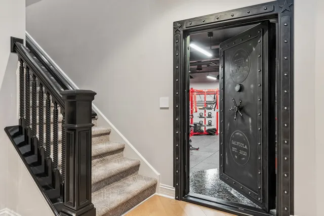 $8,900,000 | 28-w660 Perkins Court, Naperville, IL 60564