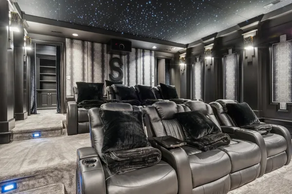 $8,900,000 | 28-w660 Perkins Court, Naperville, IL 60564