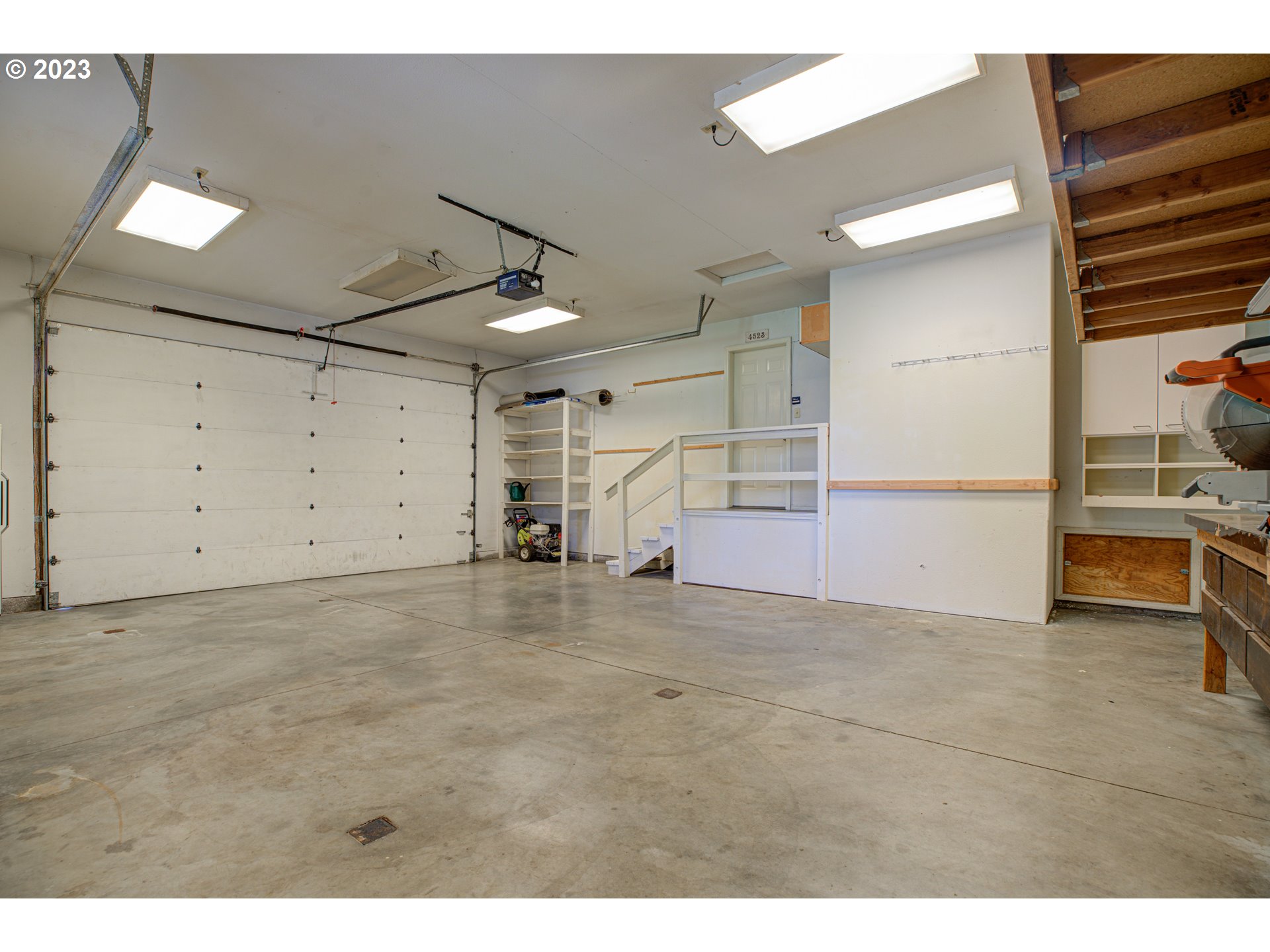 4523 Southeast Hill Road Milwaukie, OR 97267 - Photo 34 of 48 a view of a garage