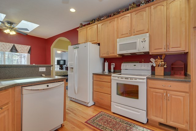156 Windermere Way Aiken, SC 29803 - Photo 9 of 34