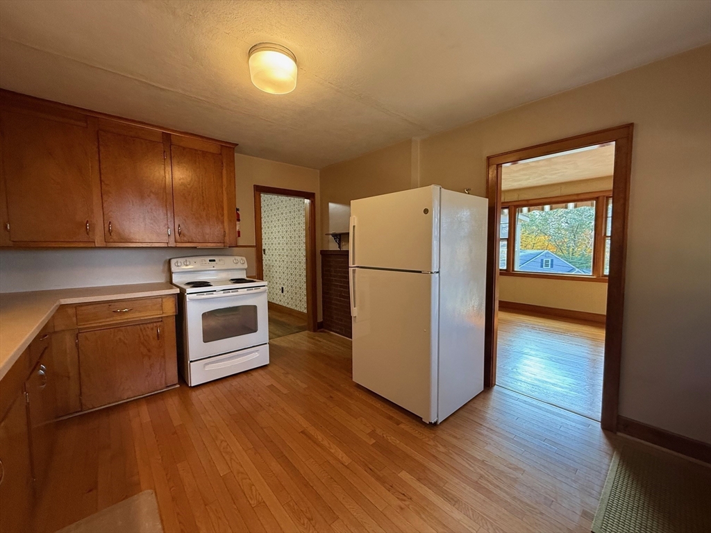 7 Stage Road South Deerfield, MA 01373 - Photo 12 of 34 Gallery Image 12