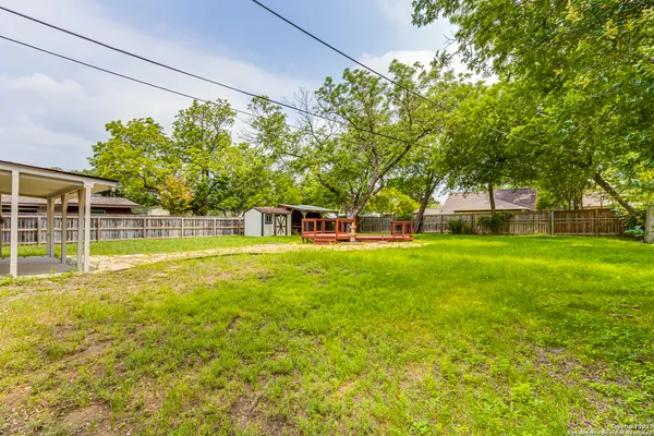 $2,400 | 555 Patricia, San Antonio, TX 78216