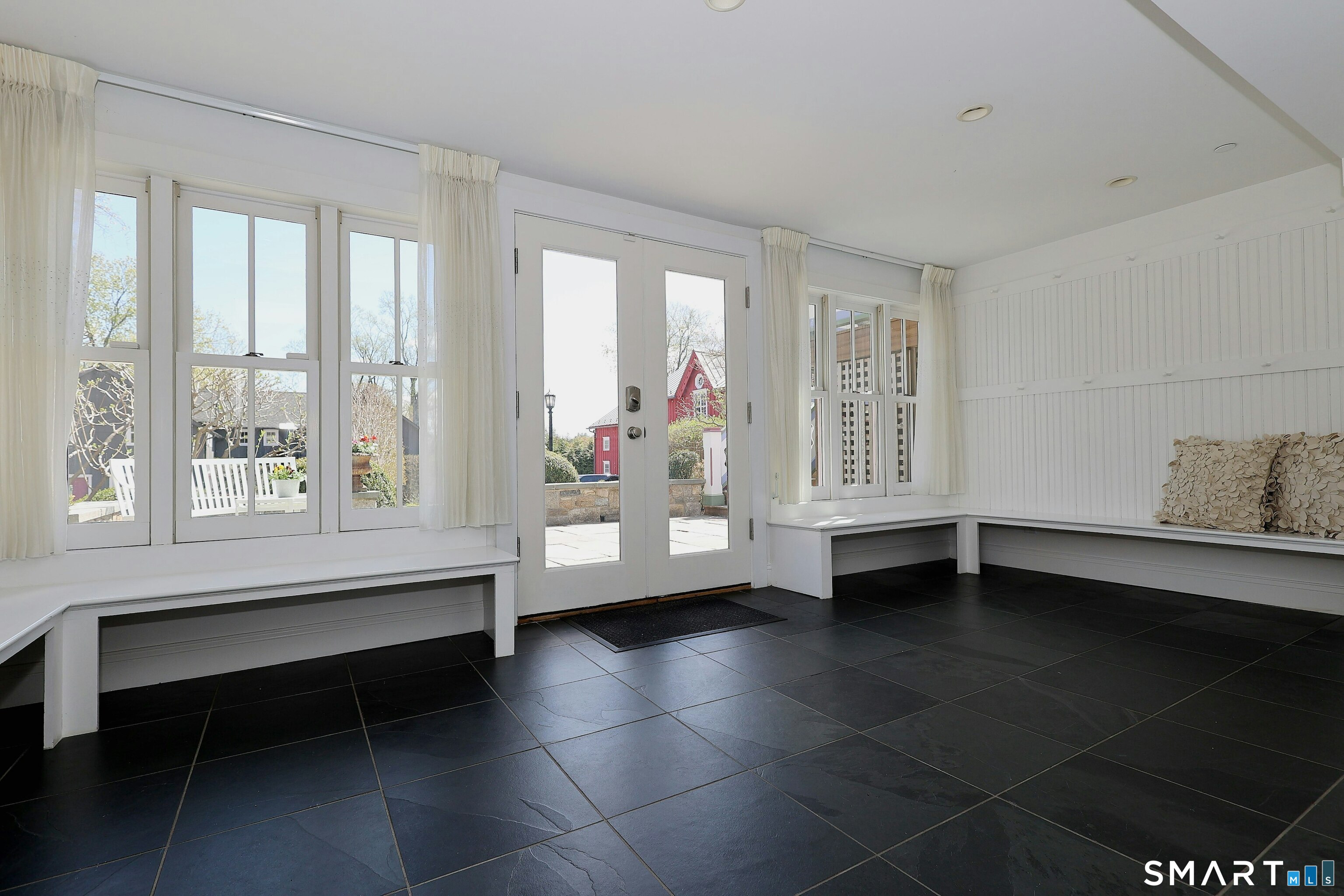 236 Main Street Ridgefield, CT 06877 - Photo 20 of 40