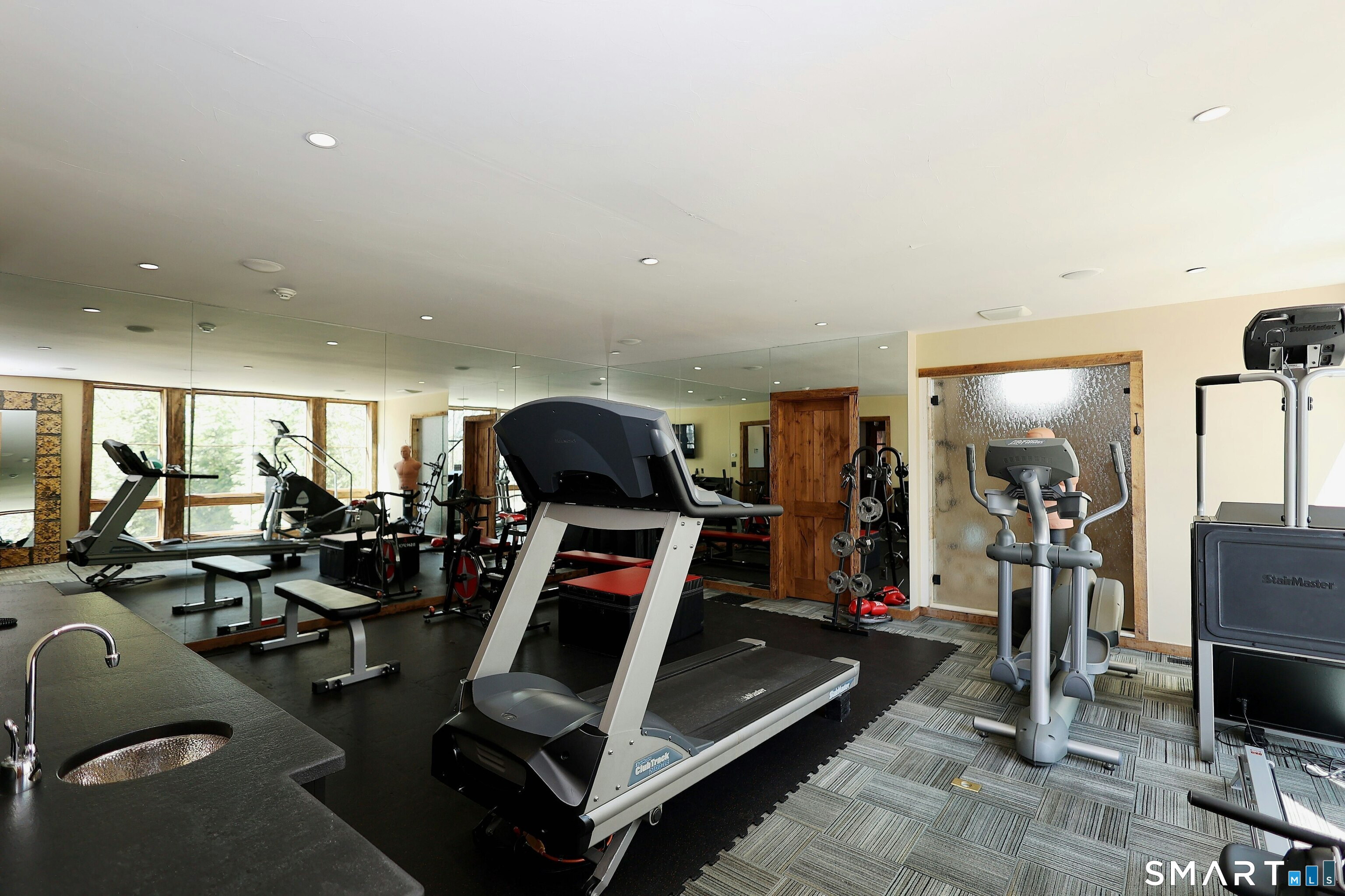 236 Main Street Ridgefield, CT 06877 - Photo 23 of 40