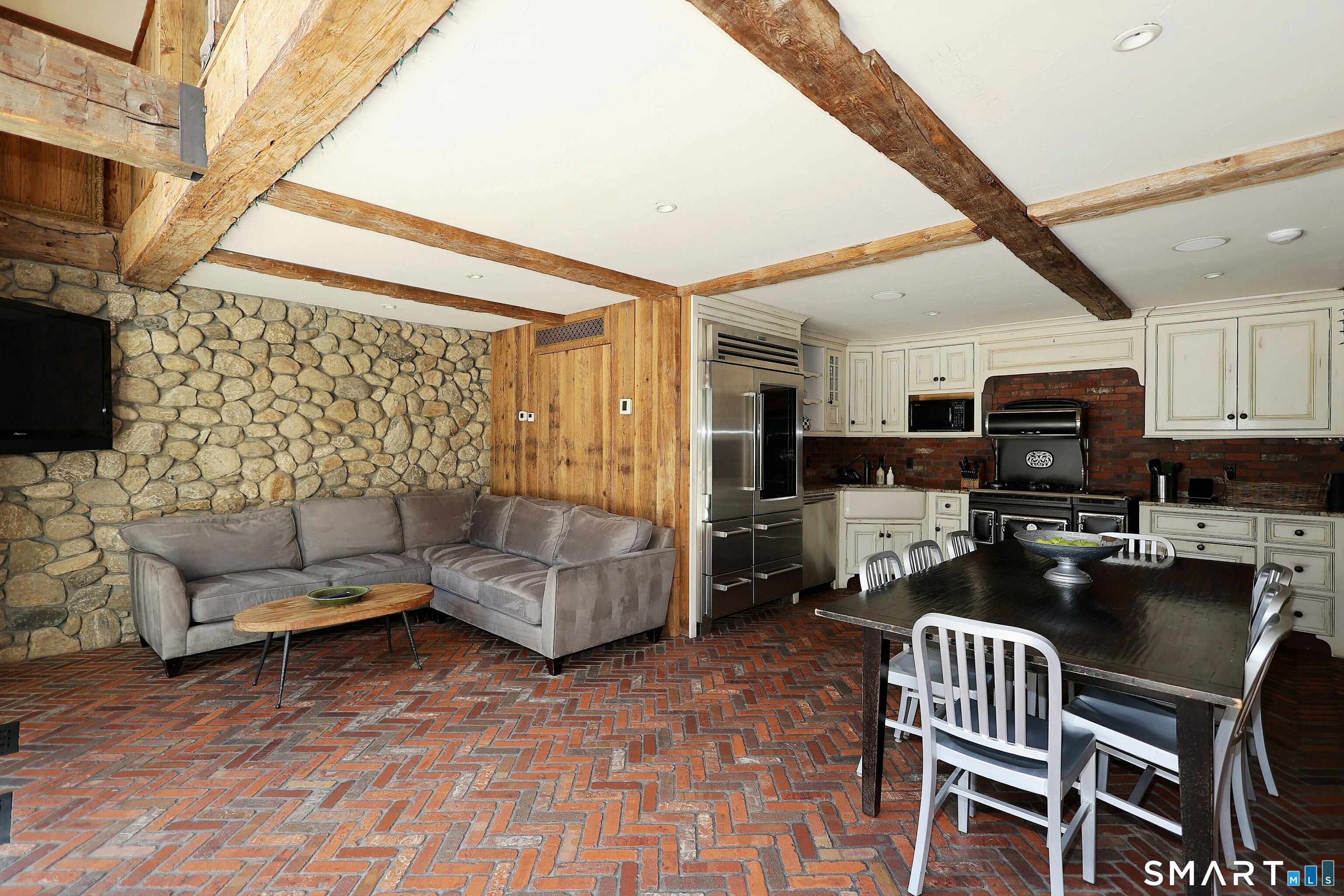 236 Main Street Ridgefield, CT 06877 - Photo 28 of 40