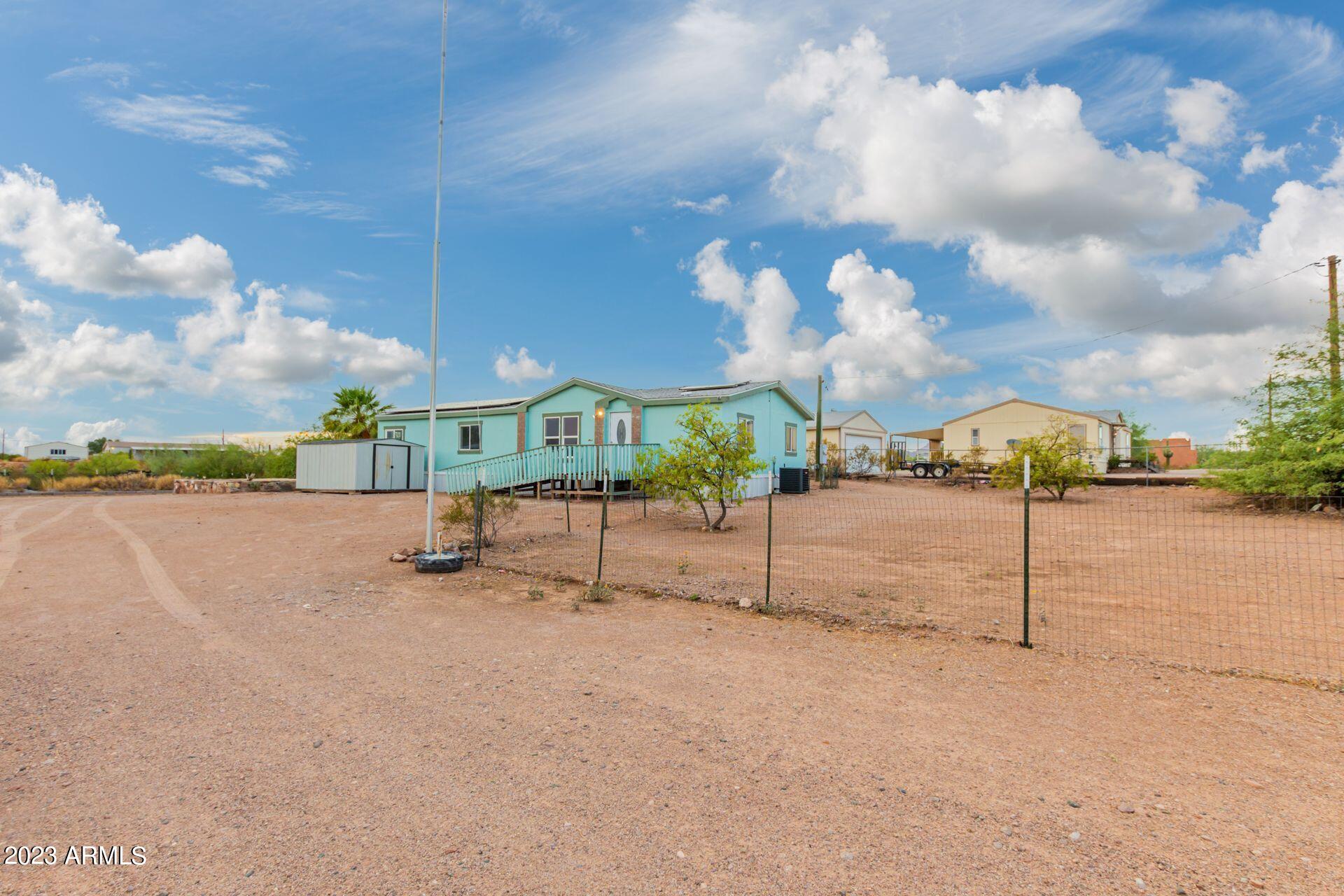 488 South Hilton Road Apache Junction, AZ 85119 - Photo 18 of 20 E2OHenAd