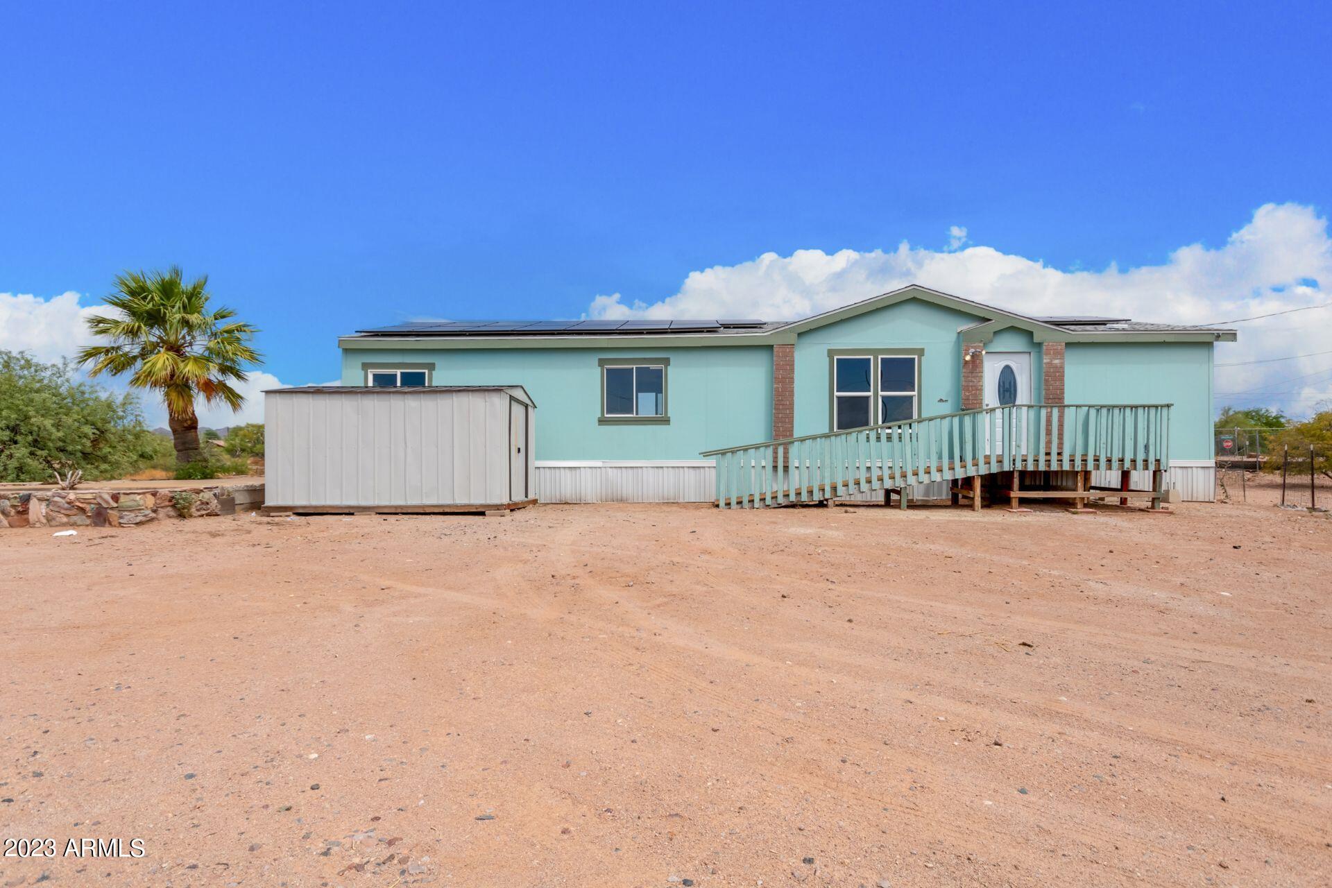 488 South Hilton Road Apache Junction, AZ 85119 - Photo 2 of 20 WuMIQH3o