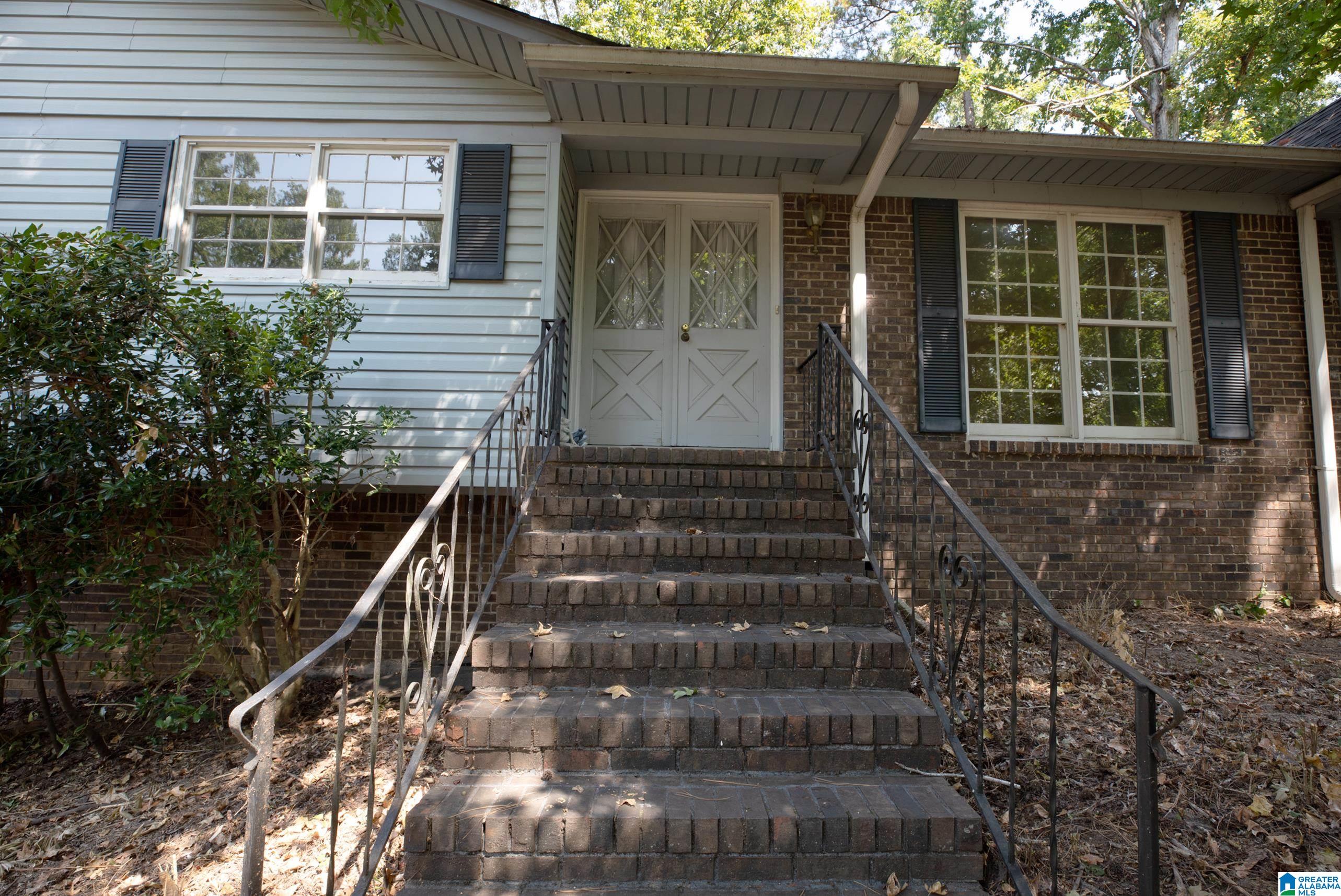 2158 Rocky Ridge Ranch Road Birmingham, AL 35216 - Photo 4 of 26