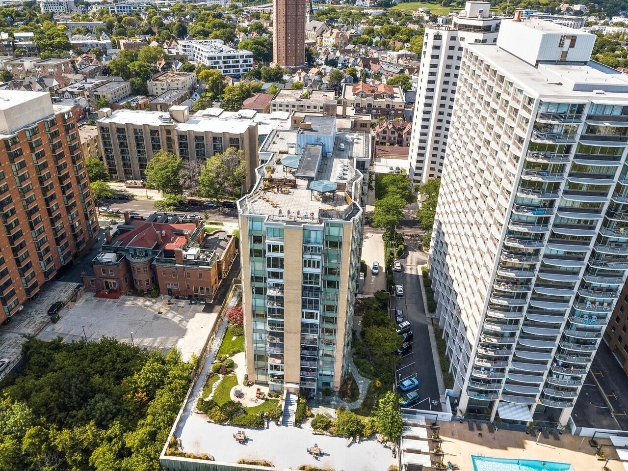 1610 North Prospect Avenue, Unit 506 Milwaukee, WI 53202 - Photo 23 of 29 Exterior