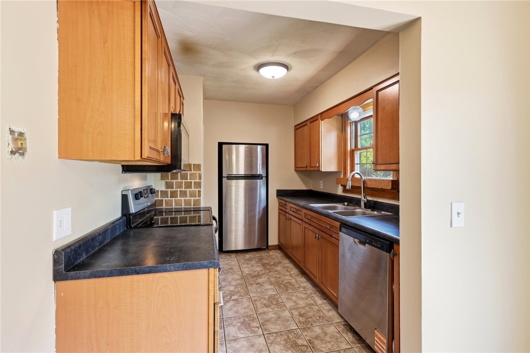 104 North Bromfield Road Kettering, OH 45429 - Photo 14 of 54