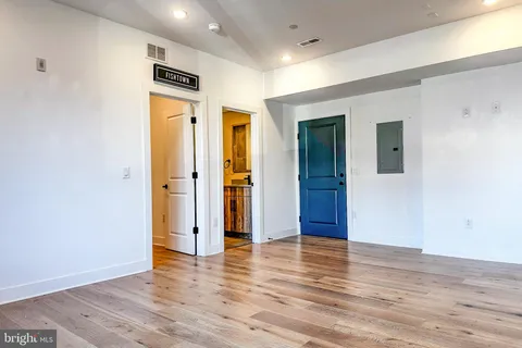 $2,300 | 1316 North Front Street, Unit 2B, Philadelphia, PA 19122