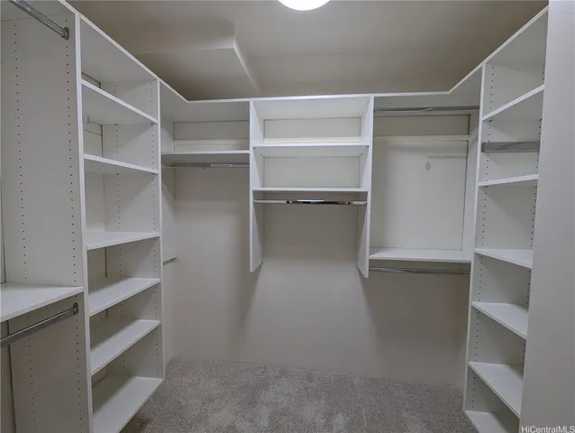 $4,200 | 1525 Wilder Avenue, Unit 1004, Honolulu, HI 96822