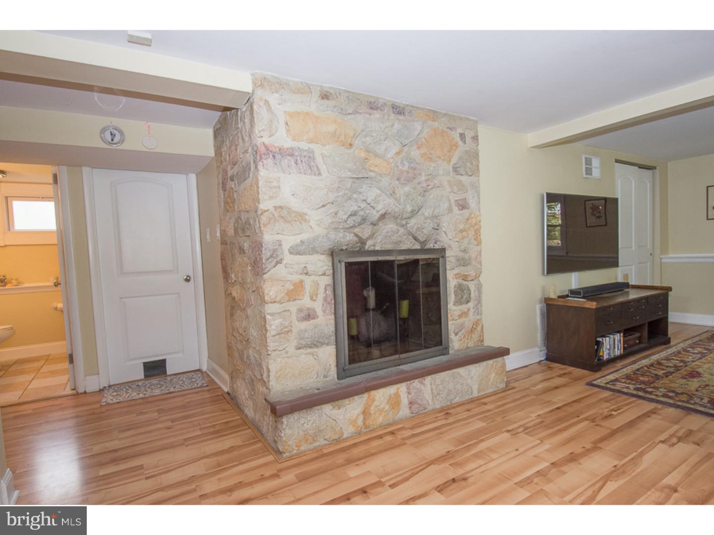 303 Suffolk Road Flourtown, PA 19031 - Photo 10 of 24