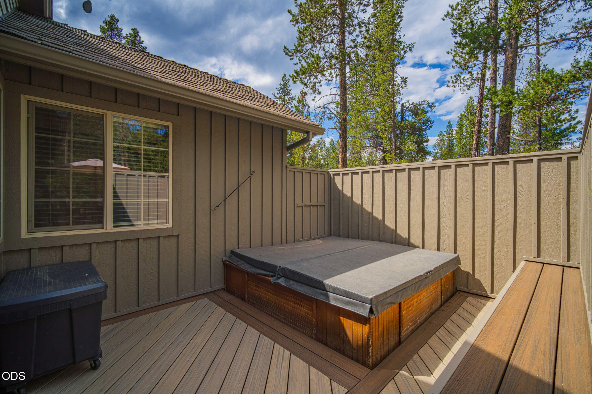 57719 Poplar Lane Sunriver, OR 97707 - Photo 36 of 46