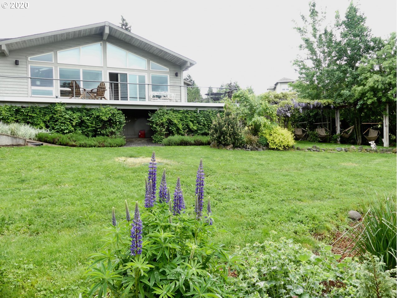 605 Northwest Country View Road White Salmon, WA 98672 - Photo 1 of 16 Gallery Image 1