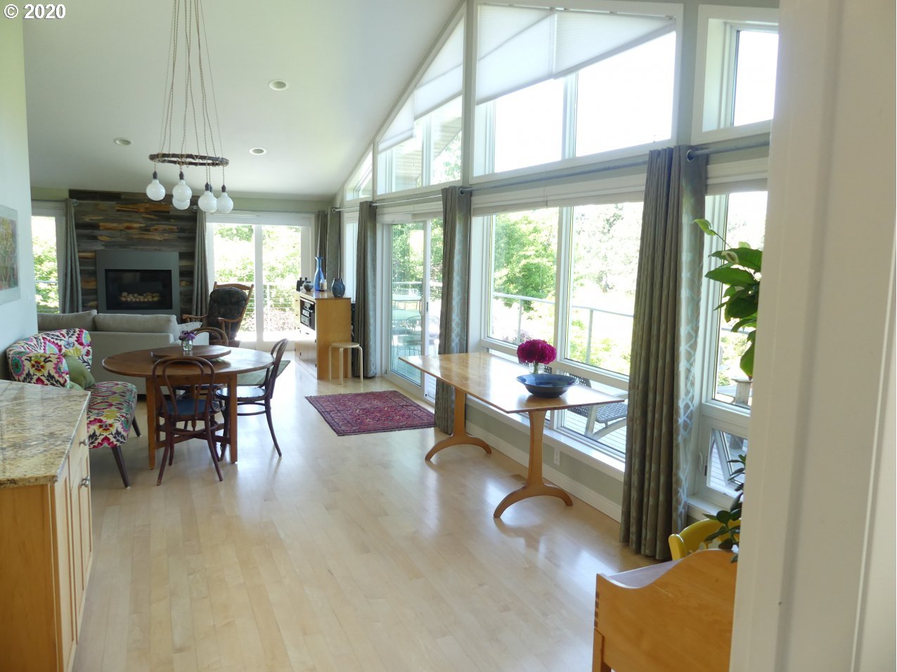 605 Northwest Country View Road White Salmon, WA 98672 - Photo 4 of 16 Gallery Image 4