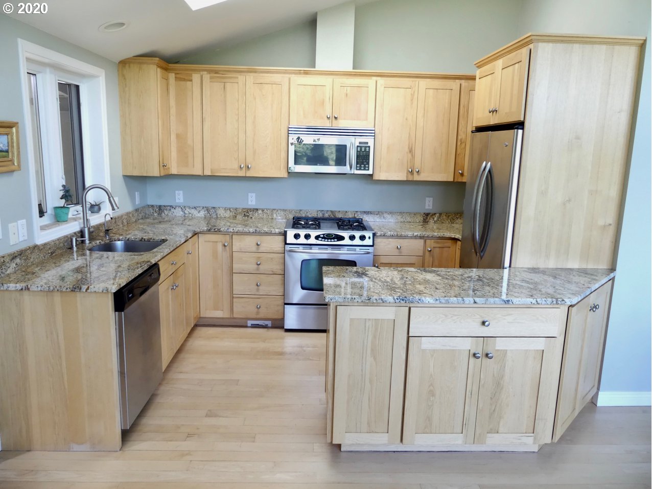 605 Northwest Country View Road White Salmon, WA 98672 - Photo 7 of 16 Gallery Image 7