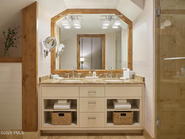 $390,000 | 16 Vail Road, Unit 402/WEEKS 4 & 12, Vail, CO 81657