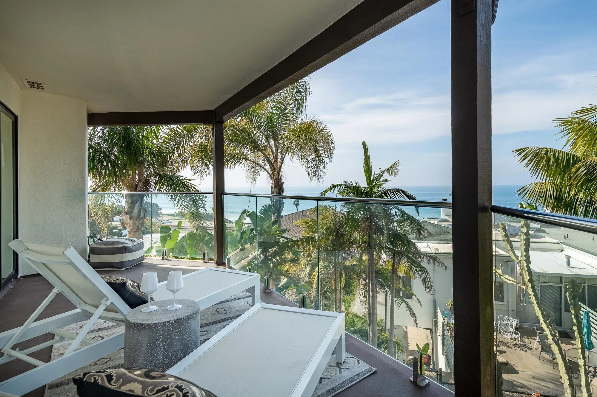 136 Verdi Avenue Cardiff, CA 92007 - Photo 19 of 27 a living room with a couch and a potted plant