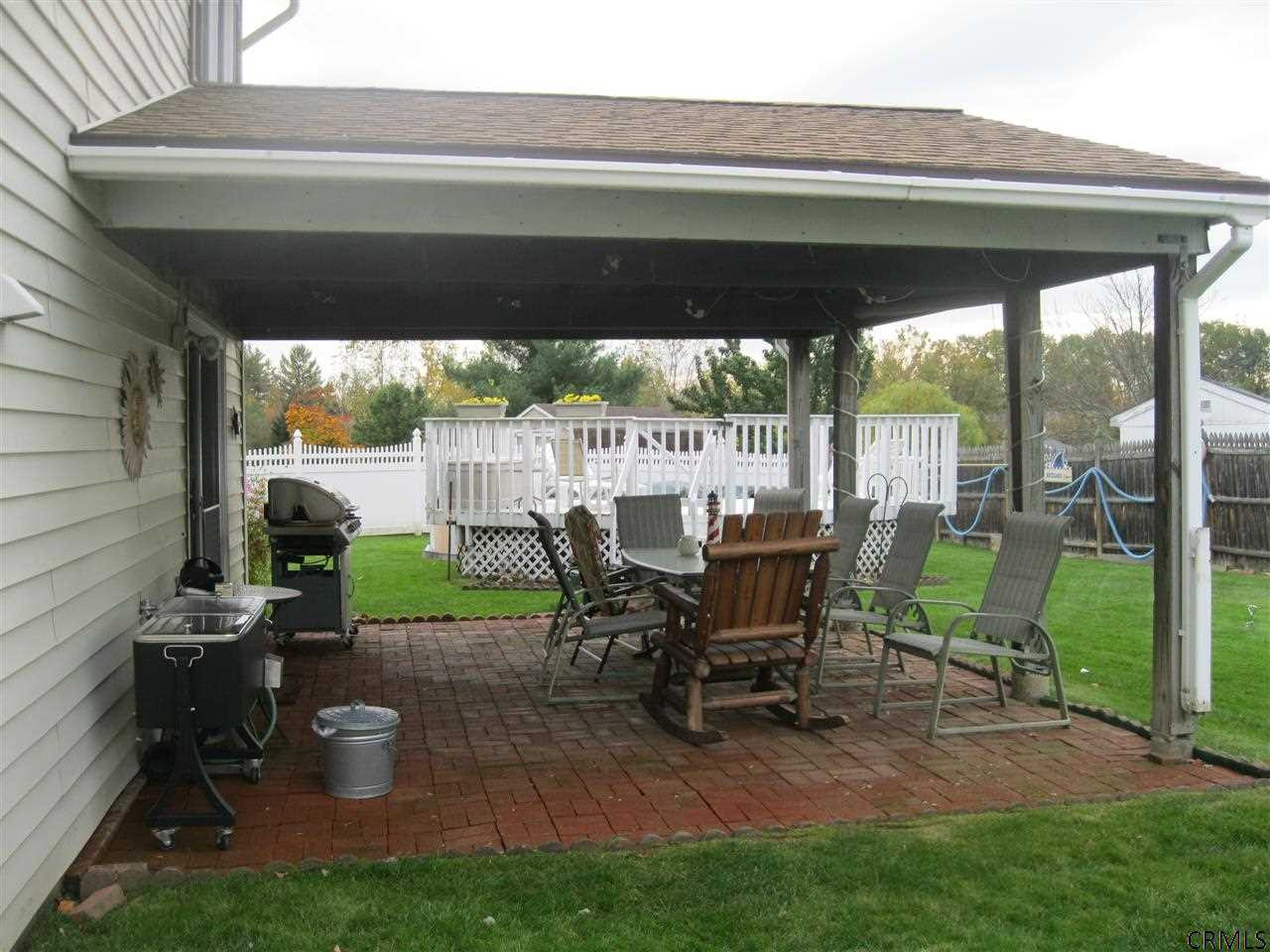 3 Old Farm Road Colonie, NY 12189 - Photo 16 of 19 Photo 16