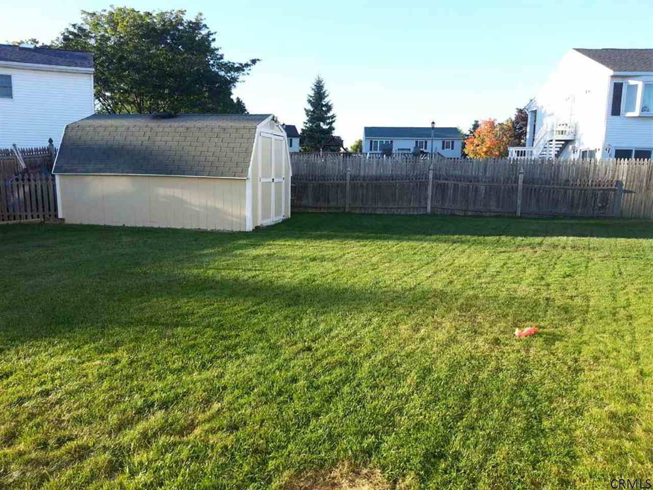 3 Old Farm Road Colonie, NY 12189 - Photo 18 of 19 Photo 18