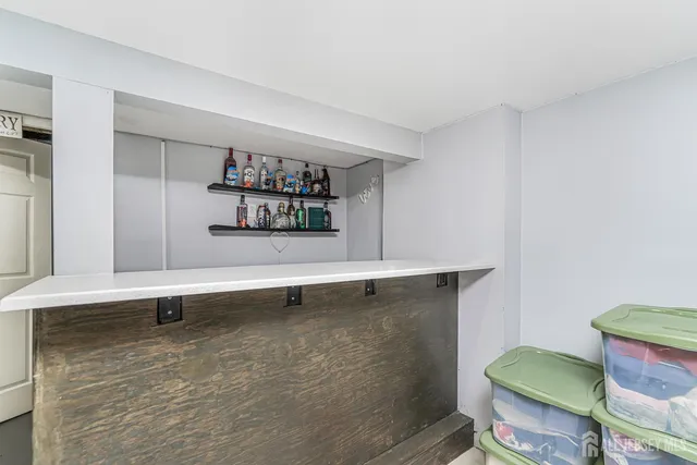 $545,000 | 47 Willry Street, Woodbridge, NJ 07095