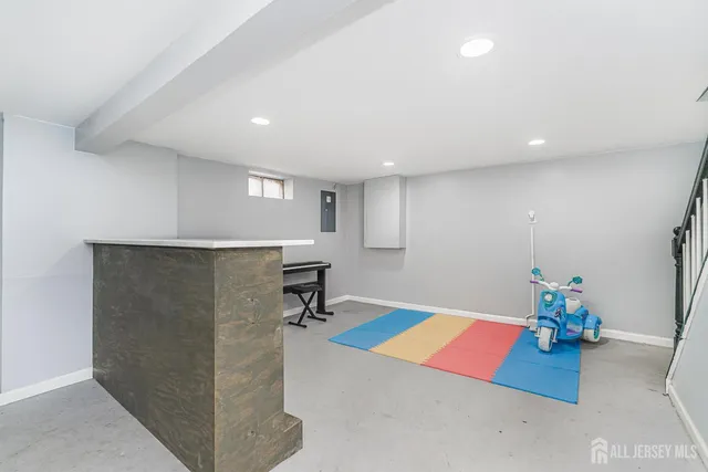 $545,000 | 47 Willry Street, Woodbridge, NJ 07095