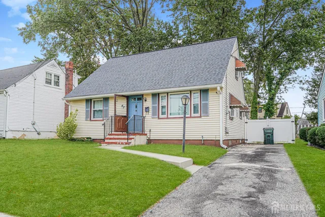 $545,000 | 47 Willry Street, Woodbridge, NJ 07095