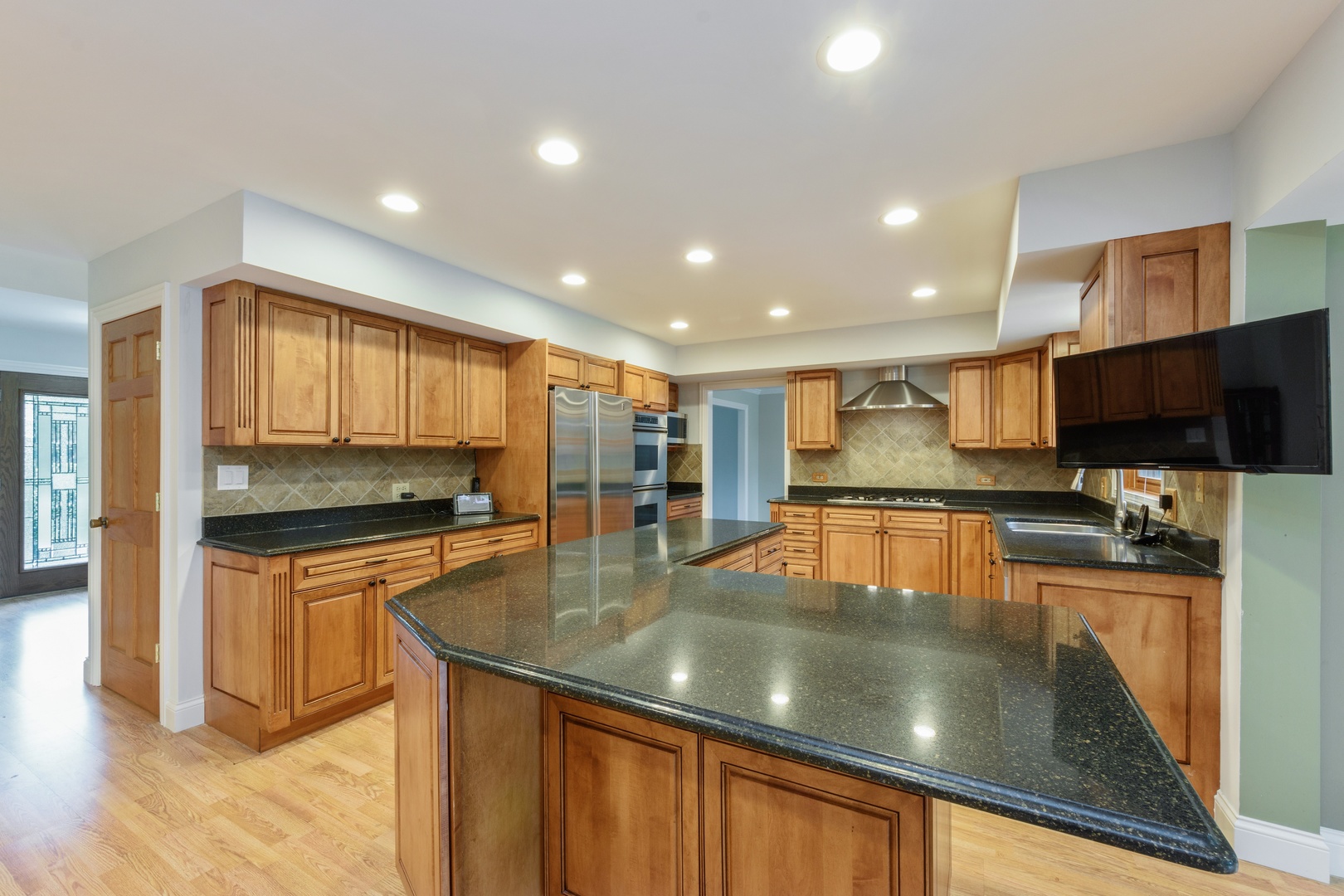 50 North Highland Road Inverness, IL 60067 - Photo 3 of 20