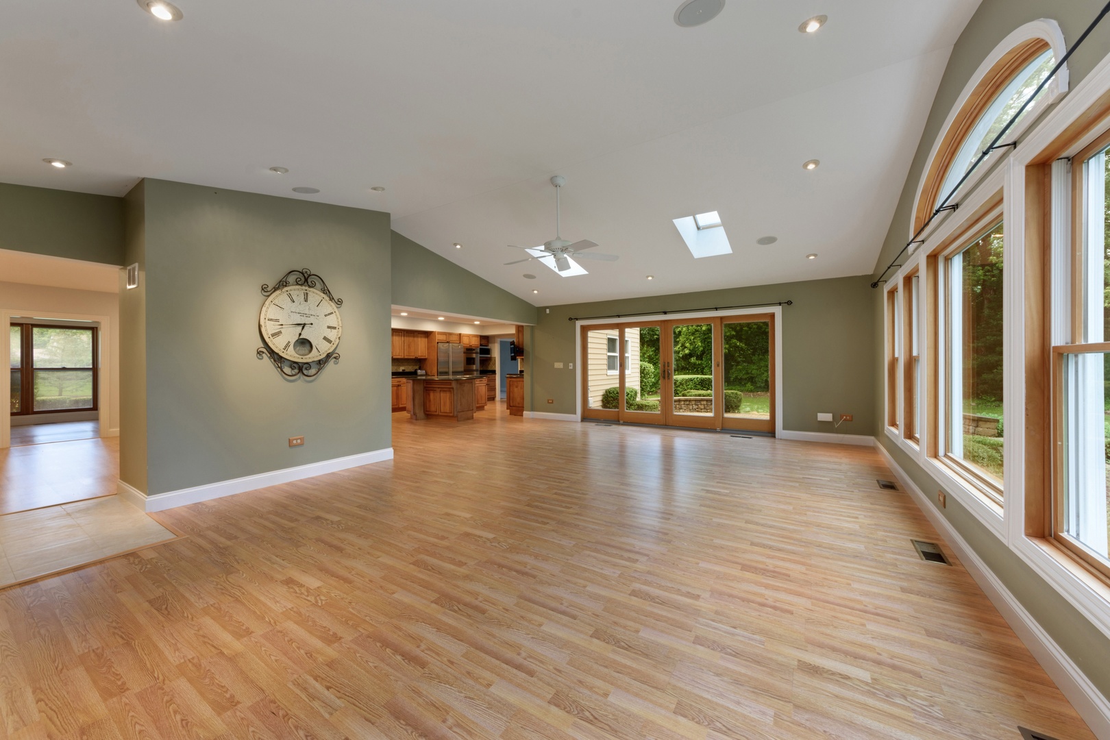 50 North Highland Road Inverness, IL 60067 - Photo 7 of 20