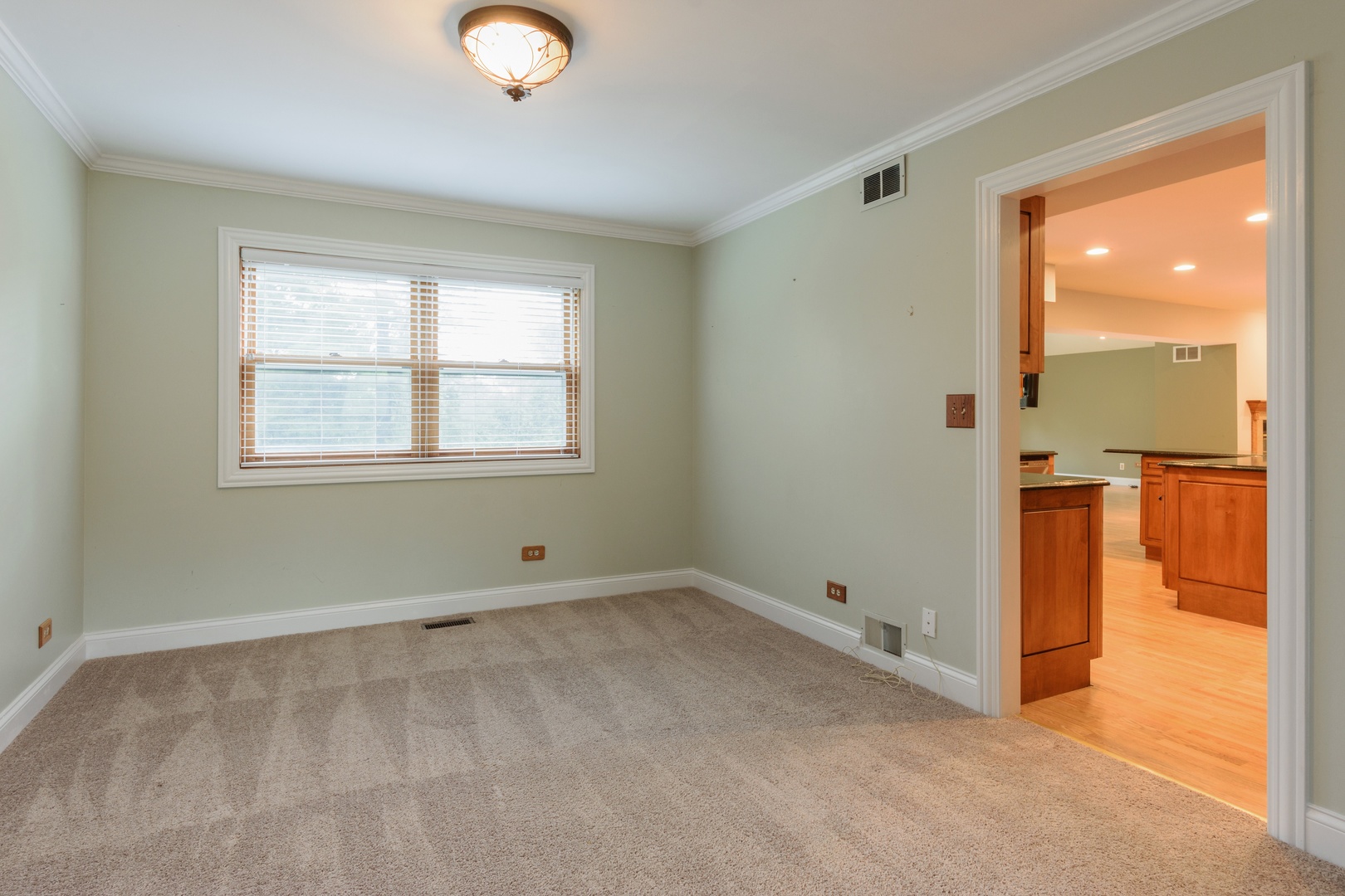 50 North Highland Road Inverness, IL 60067 - Photo 9 of 20