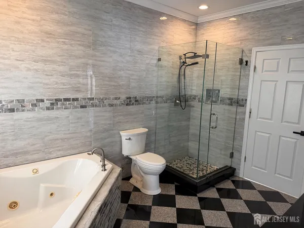 $899,999 | 618 Lee Street, Perth Amboy, NJ 08861