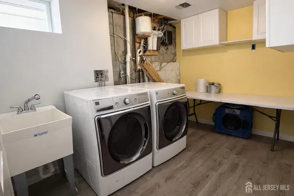 $899,999 | 618 Lee Street, Perth Amboy, NJ 08861