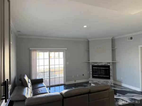 $899,999 | 618 Lee Street, Perth Amboy, NJ 08861