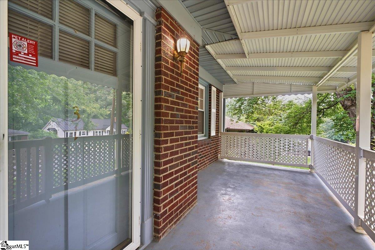 31 Blackburn Street Greenville, SC 29607 - Photo 5 of 43