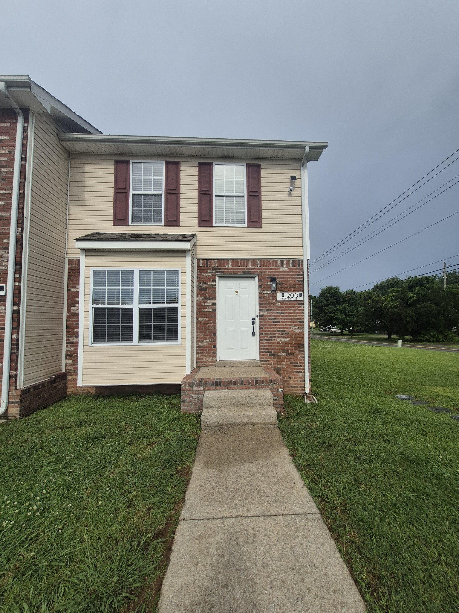 200 Tree Line Drive Oak Grove, KY 42262 - Photo 2 of 17