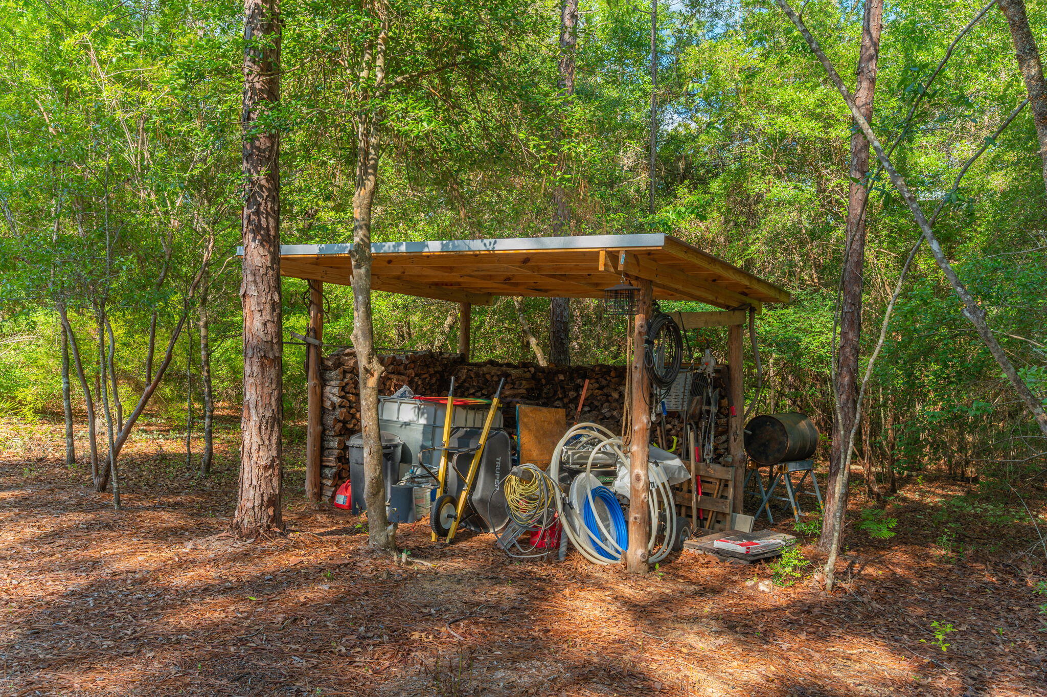 4449 Yellow Bluff Road Crestview, FL 32539 - Photo 7 of 42 an outdoor space with seating