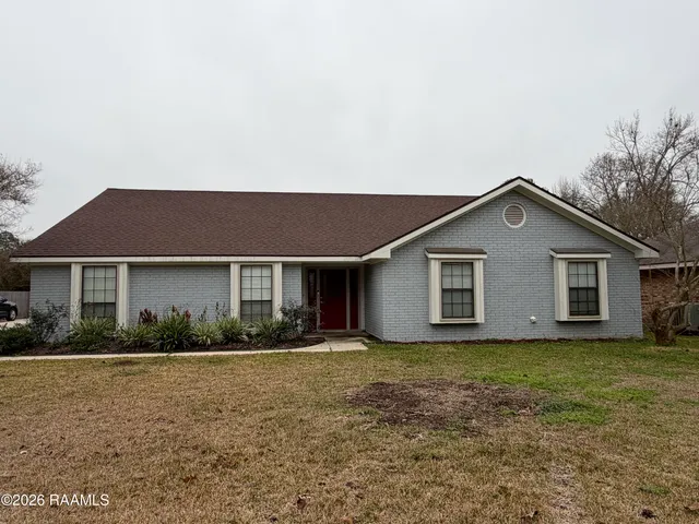 $2,500 | 1103 East Bayou Parkway, Lafayette, LA 70508