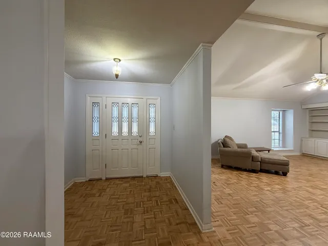 $2,500 | 1103 East Bayou Parkway, Lafayette, LA 70508