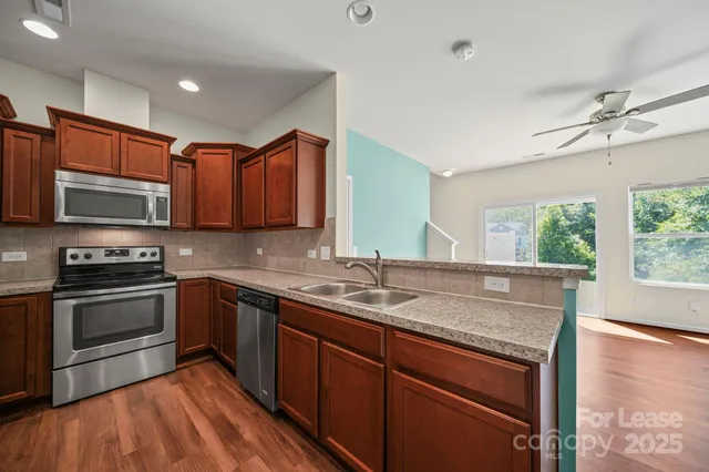 $1,800 | 2519 Early Flight Drive, Charlotte, NC 28262