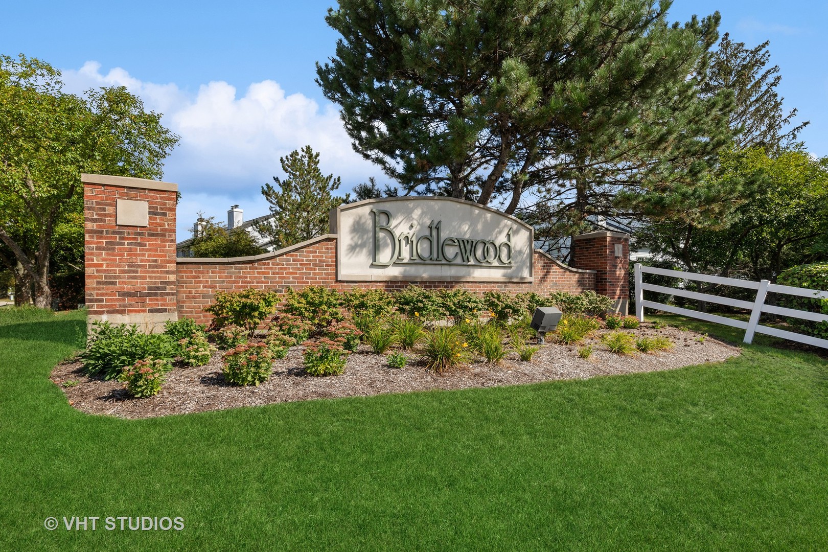 17850 Braewick Road Gurnee, IL 60031 - Photo 3 of 18