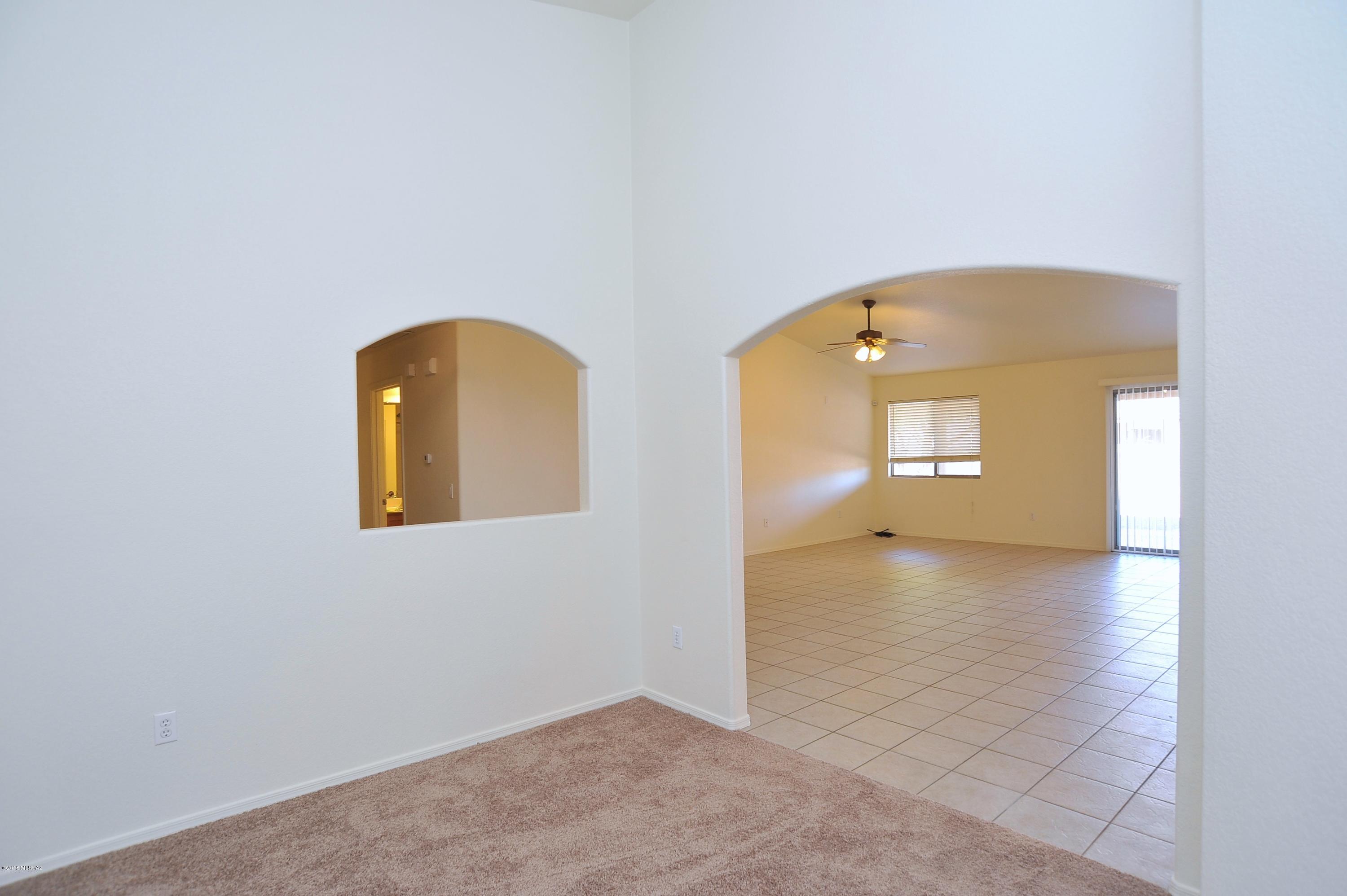 558 West Chatfield Street Vail, AZ 85641 - Photo 12 of 31
