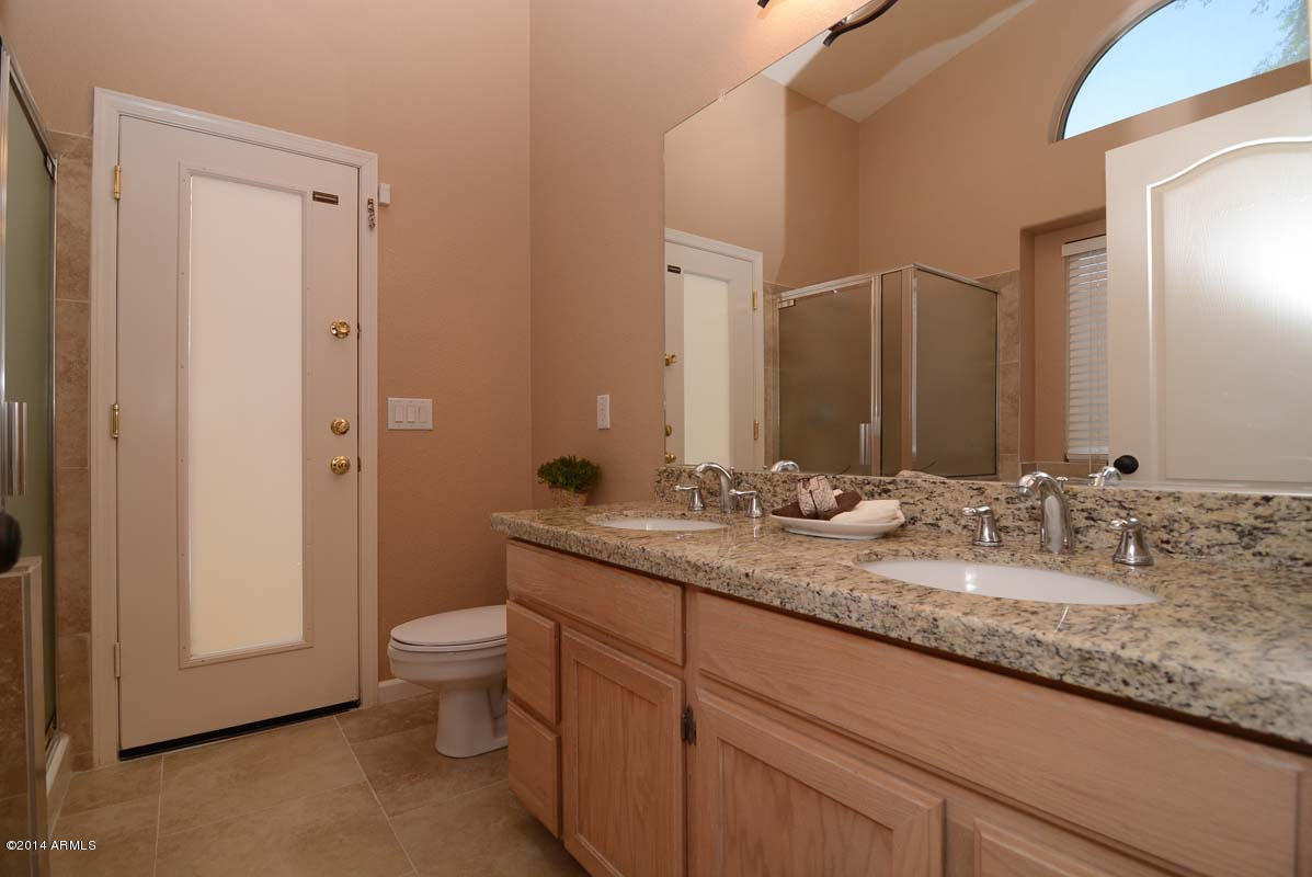 6414 West Escuda Road Glendale, AZ 85308 - Photo 12 of 27 Master Bath