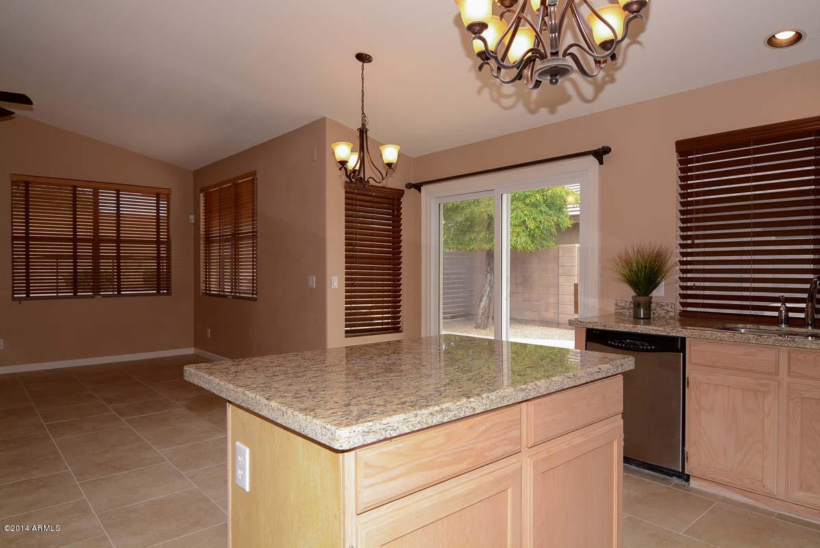 6414 West Escuda Road Glendale, AZ 85308 - Photo 3 of 27 Kitchen-Family Room