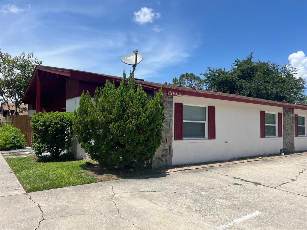 4123 Spitfire Avenue Kissimmee, FL 34741 - Photo 3 of 14