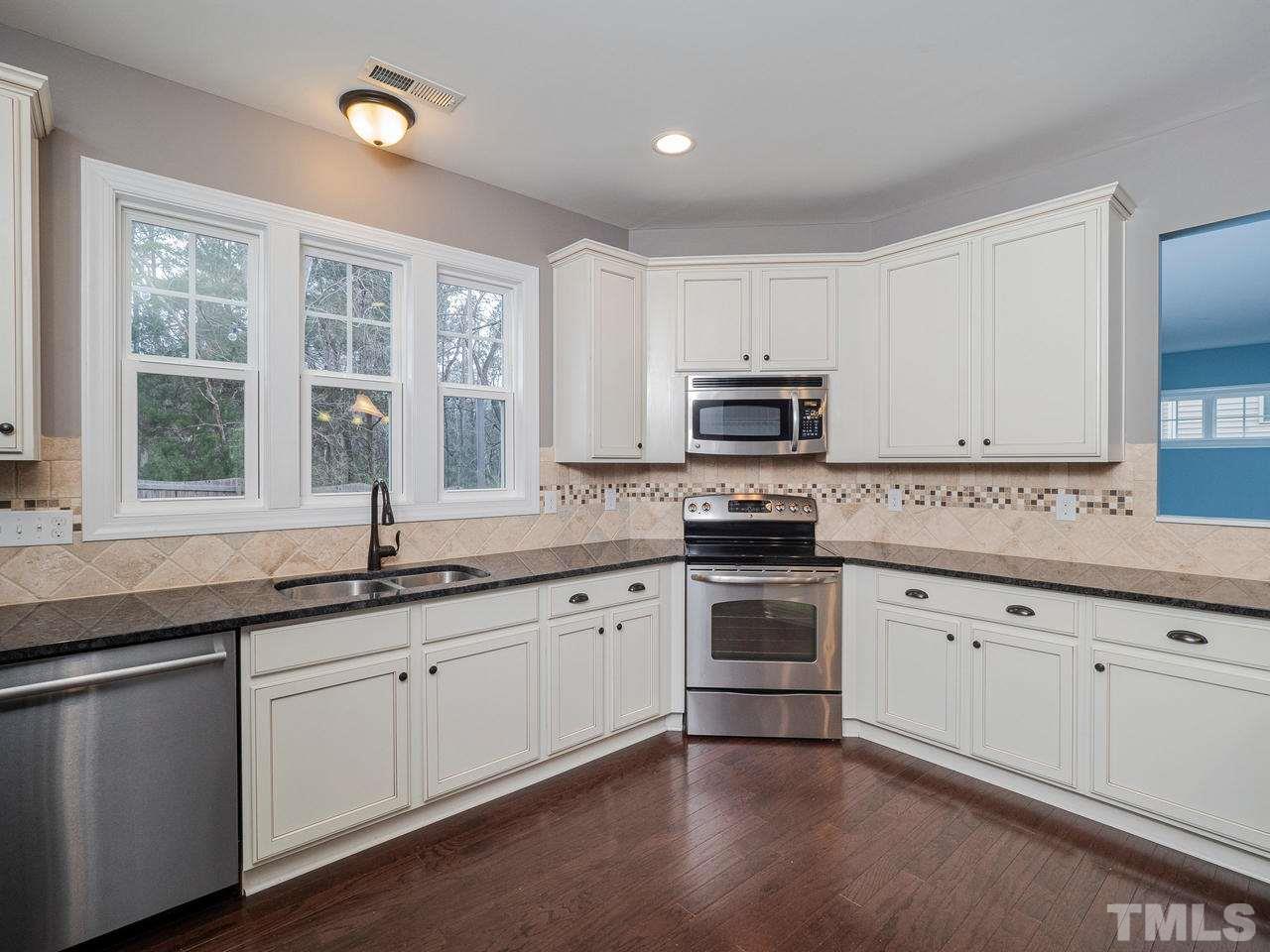 4425 Glengrove Road Raleigh, NC 27616 - Photo 6 of 30