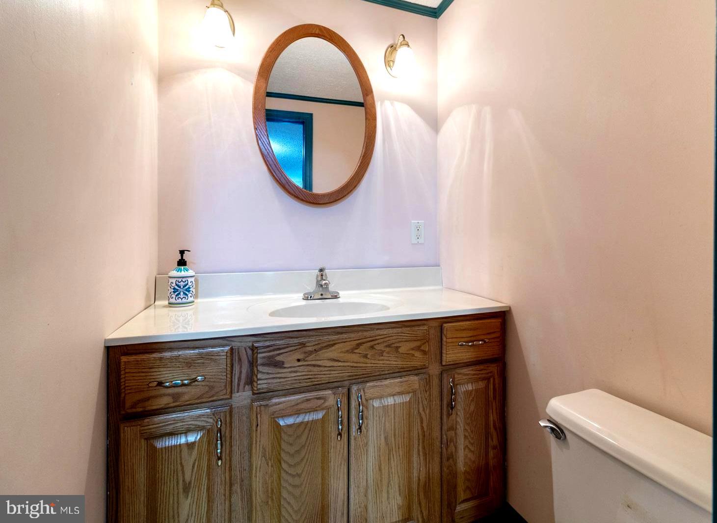 212 Maple Road Wallingford, PA 19086 - Photo 14 of 38